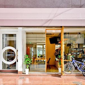 Beehive Hostel Osaka